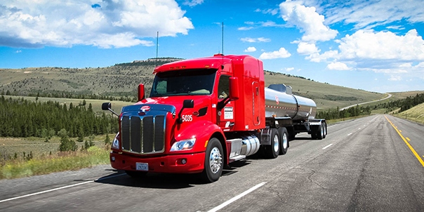 Groendyke Transport - Tanker on Wyoming Highway