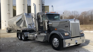 PRM Trucking Truck with Pneumatic Trailer