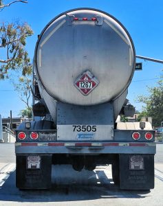 California crude by truck: Disruptive 9‑Fact Deep Dive into Pipeline Idling 5 California crude by truck shown by Highway tanker semi-trailer carrying crude oil, identified by UN hazard number 1267.Title: Crude oil tanker semi-trailer